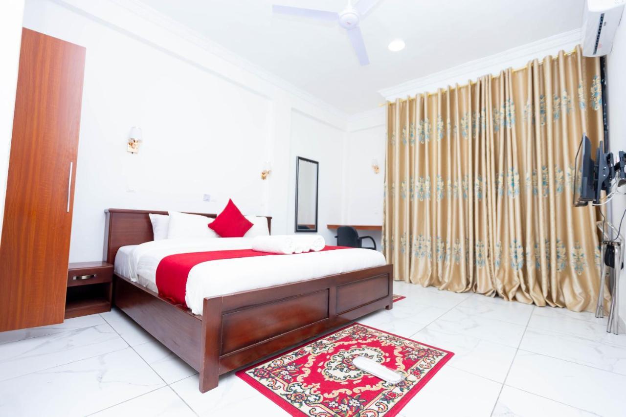 Sky Plus Hotel & Resort Ho Екстер'єр фото