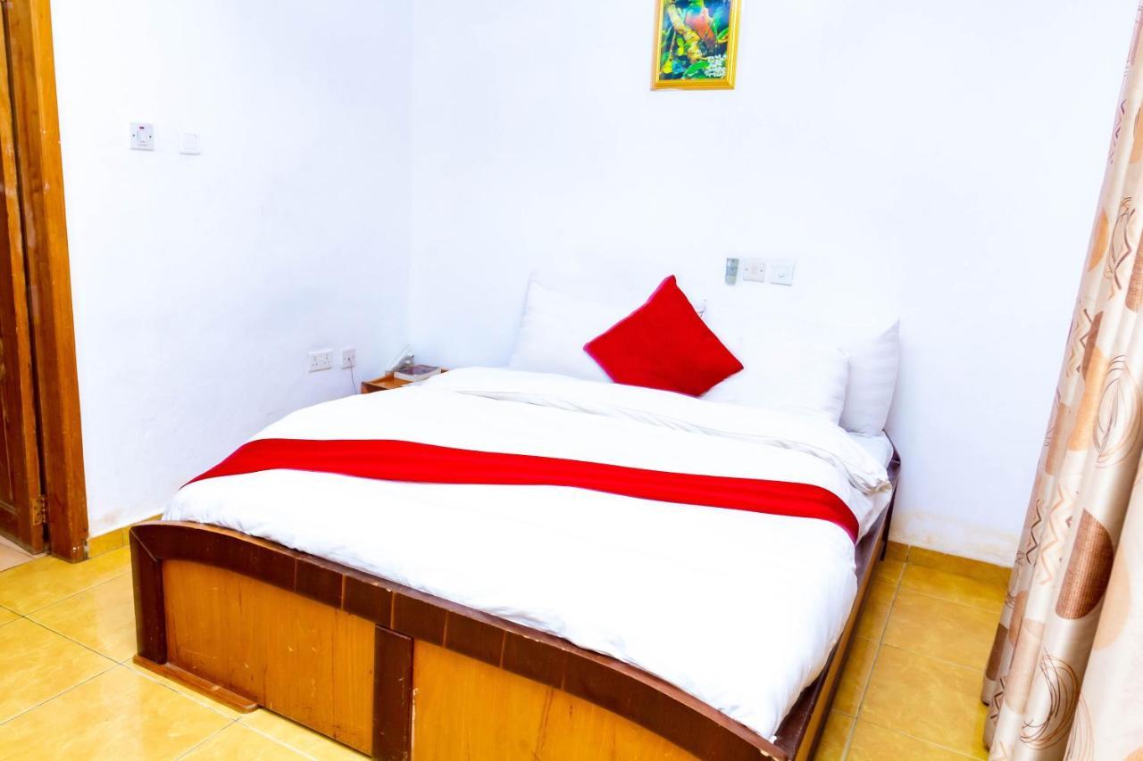 Sky Plus Hotel & Resort Ho Екстер'єр фото