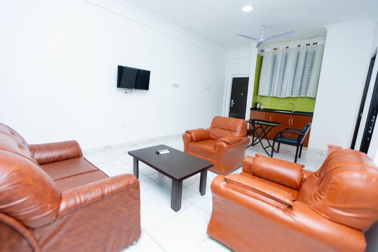 Sky Plus Hotel & Resort Ho Екстер'єр фото